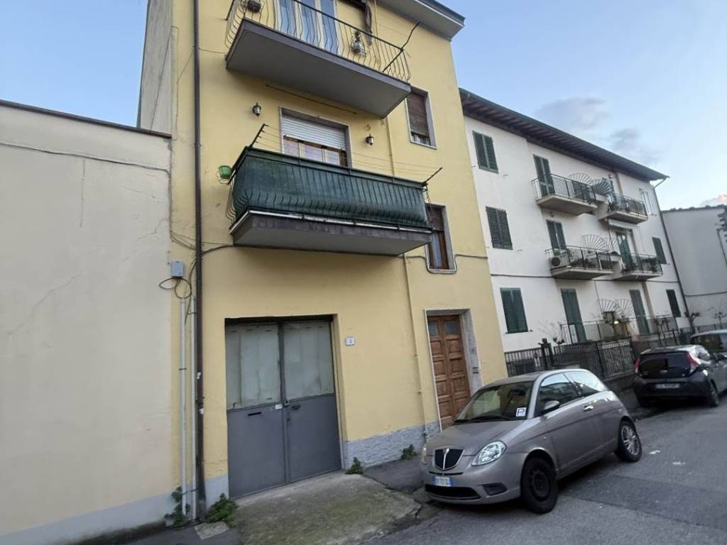 Appartamento a Prato in via toccafondi , 5 - Foto 2
