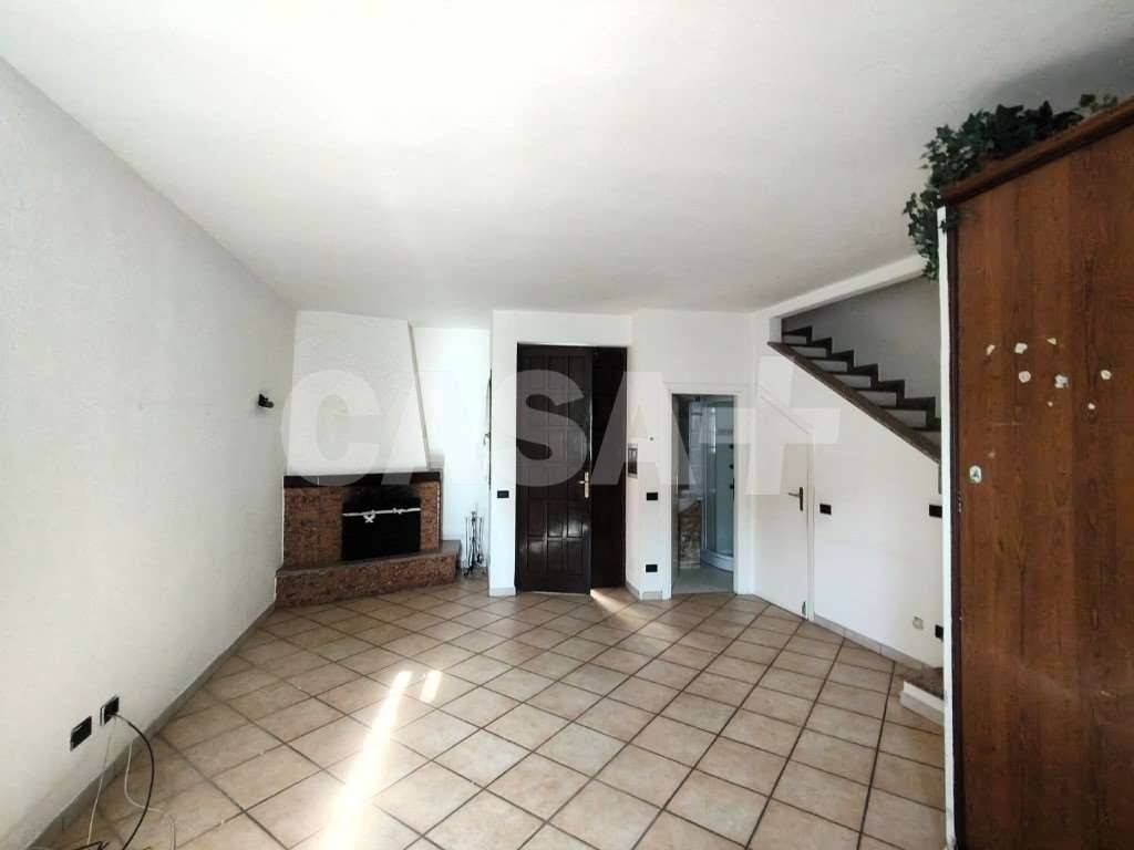 Casa indipendente a Cuasso al monte in Via al Deserto, 17 - Foto 2