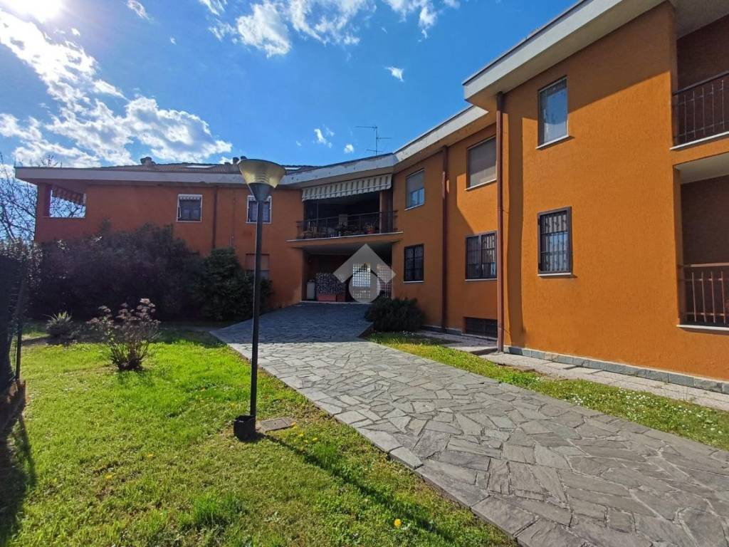 Appartamento a Verderio in Via Resegone, 10 - Foto 2