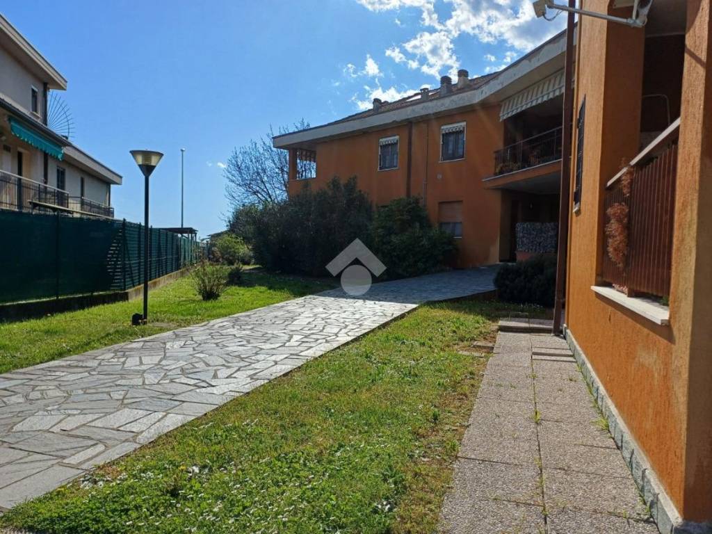 Appartamento a Verderio in Via Resegone, 10 - Foto 3