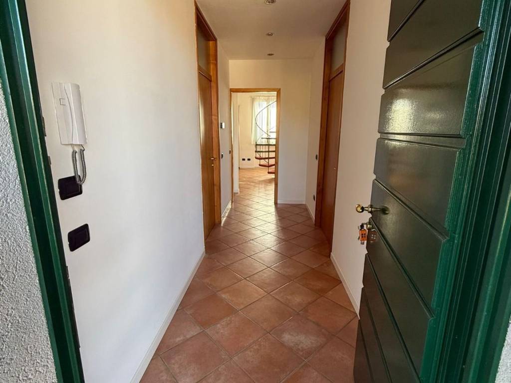 Appartamento a Borgomanero - Foto 4