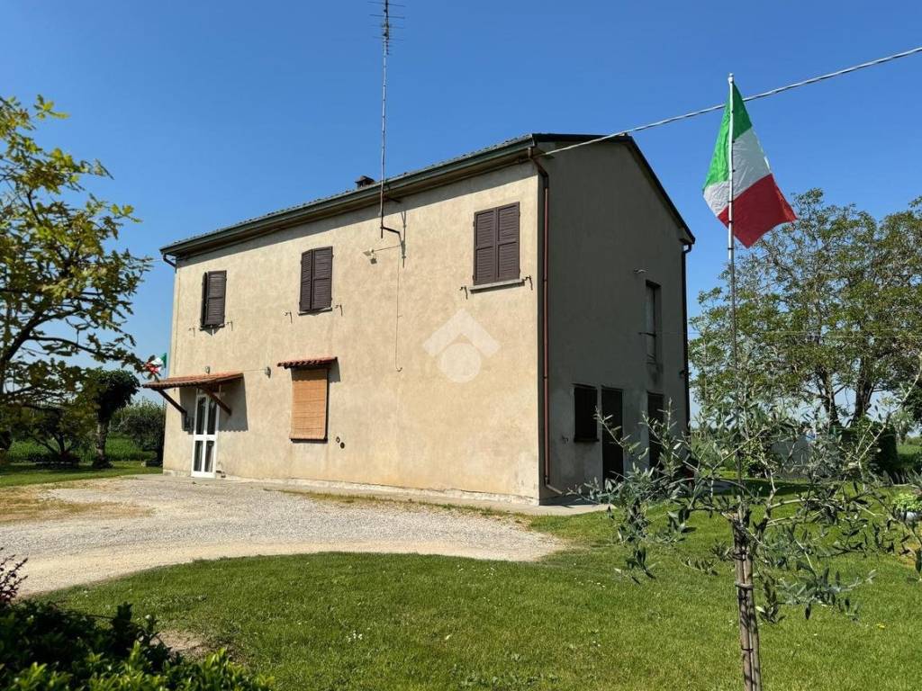 Casa indipendente a Lugo in Carrara Cimitero S. Lorenzo, 2 - Foto 5