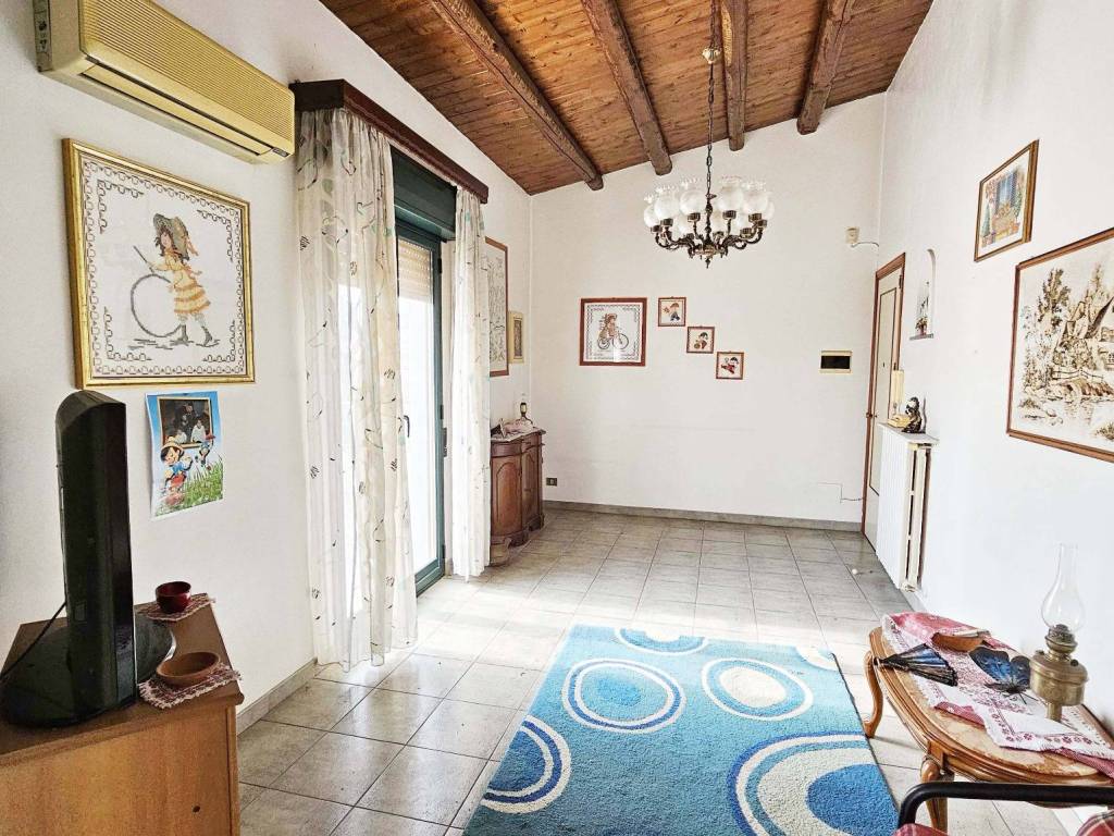 Casa indipendente a Vittoria in Via Torino - Foto 4