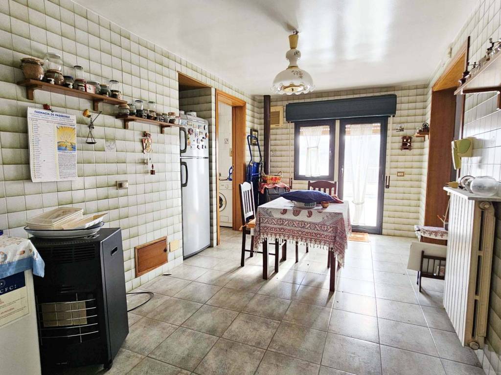 Casa indipendente a Vittoria in Via Torino - Foto 5