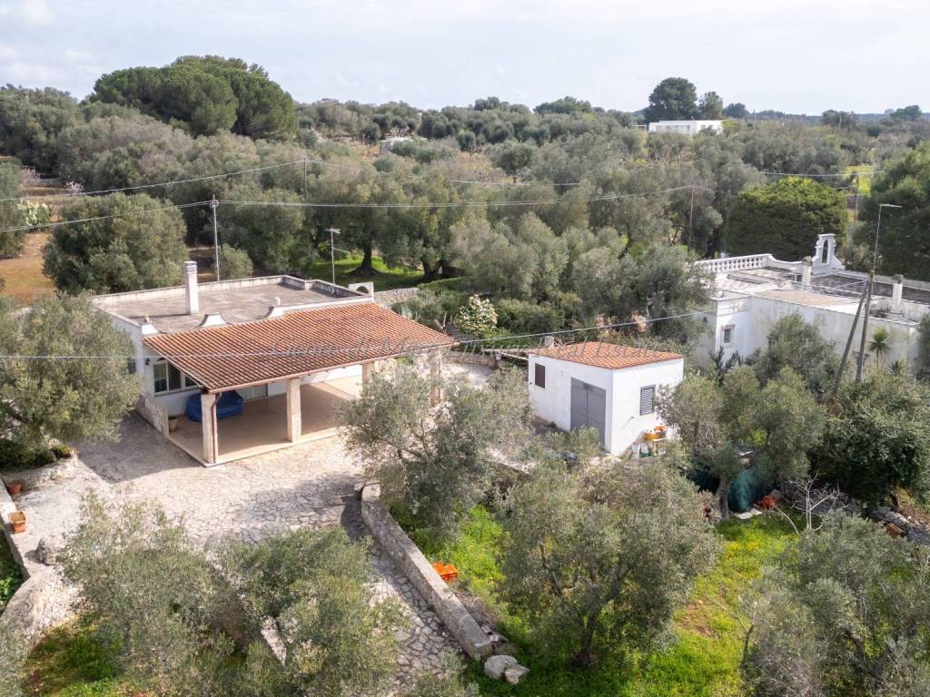 Villa a Ostuni in Strada Provinciale per Cisternino - Foto 4