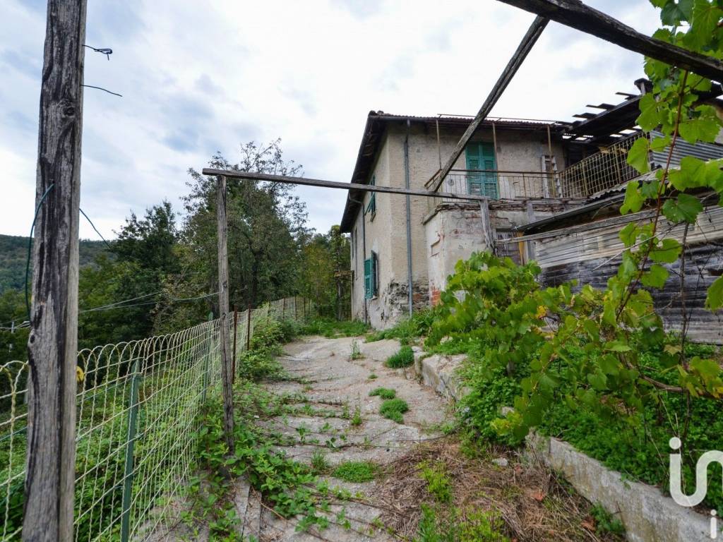 Villa a Millesimo in Località Chiesa - Foto 2