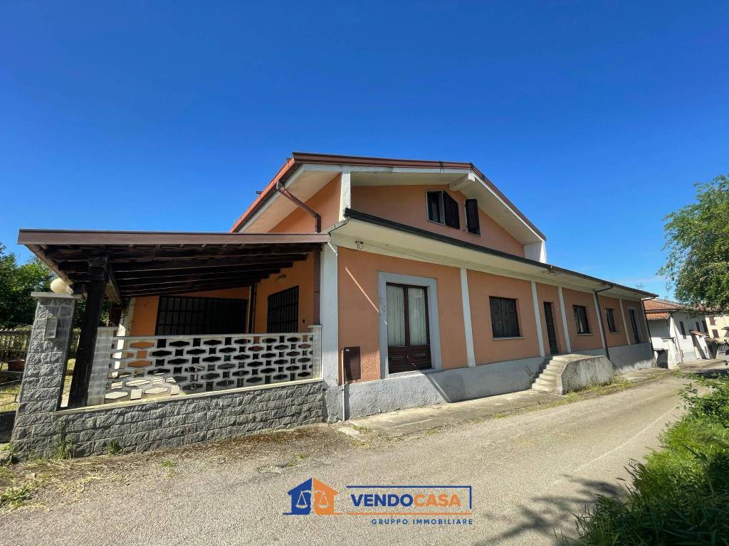Villa a Nizza monferrato in Viale dei Partigiani, 21 - Foto 5