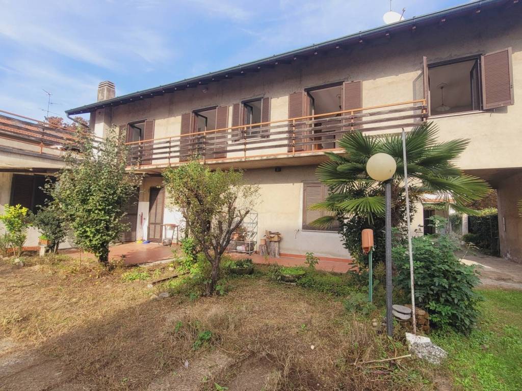 Casa indipendente a Gallarate in Via 22 Marzo, 16 - Foto 3