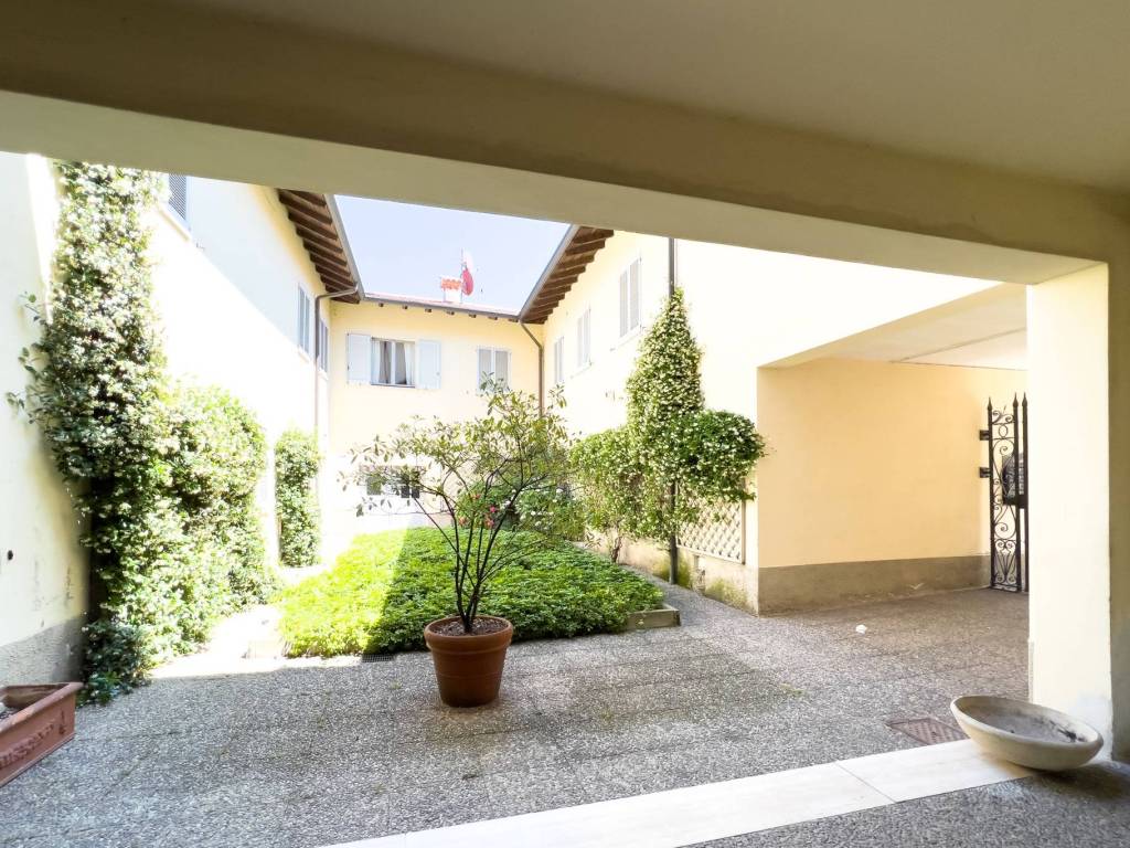 Appartamento a Montevecchia in Largo Gaetana Agnesi - Foto 5