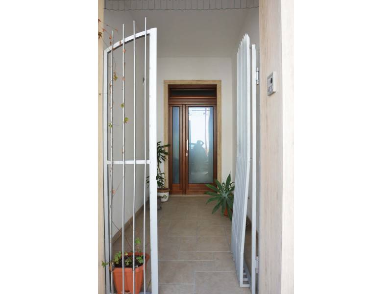 Casa indipendente a Brindisi in Via Aprilia - Foto 2