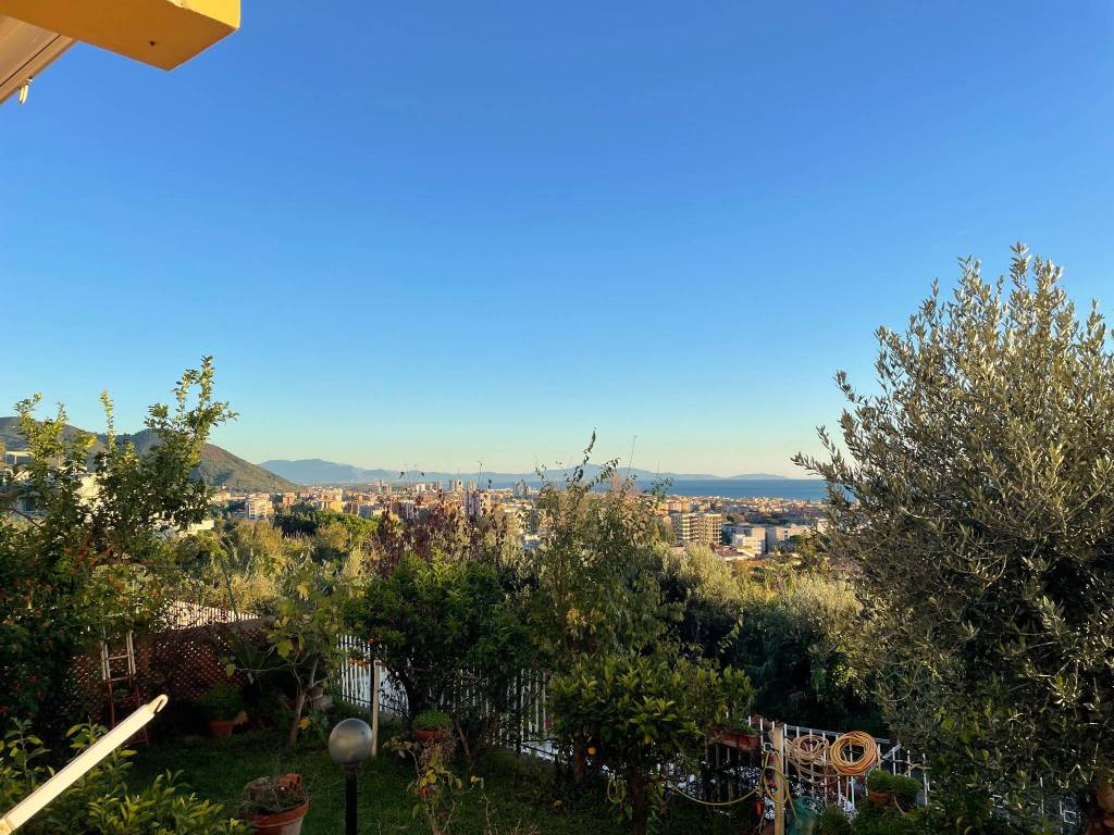 Appartamento a Salerno in Parco Degli Aranci - Foto 2