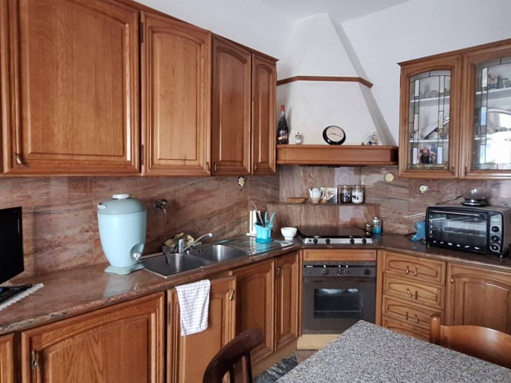 Appartamento a Caronia in Via Ruggero Orlando - Foto 2