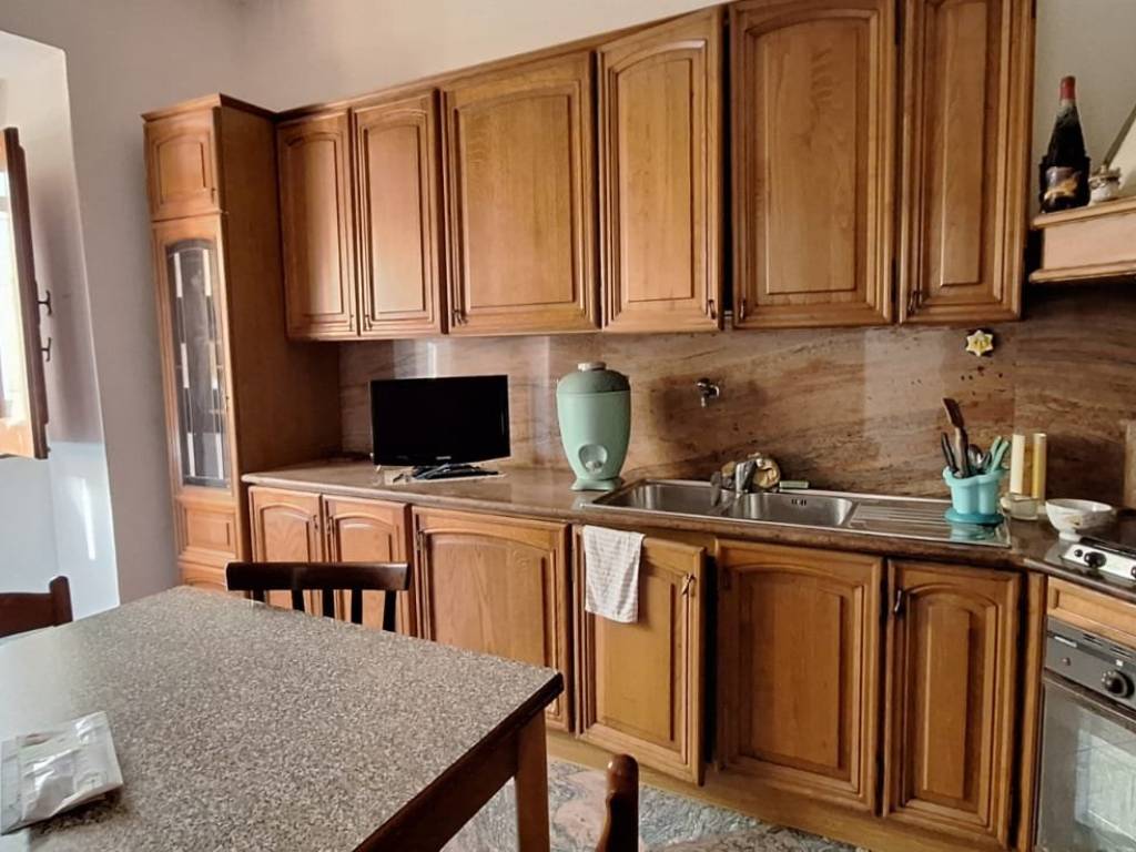 Appartamento a Caronia in Via Ruggero Orlando - Foto 3