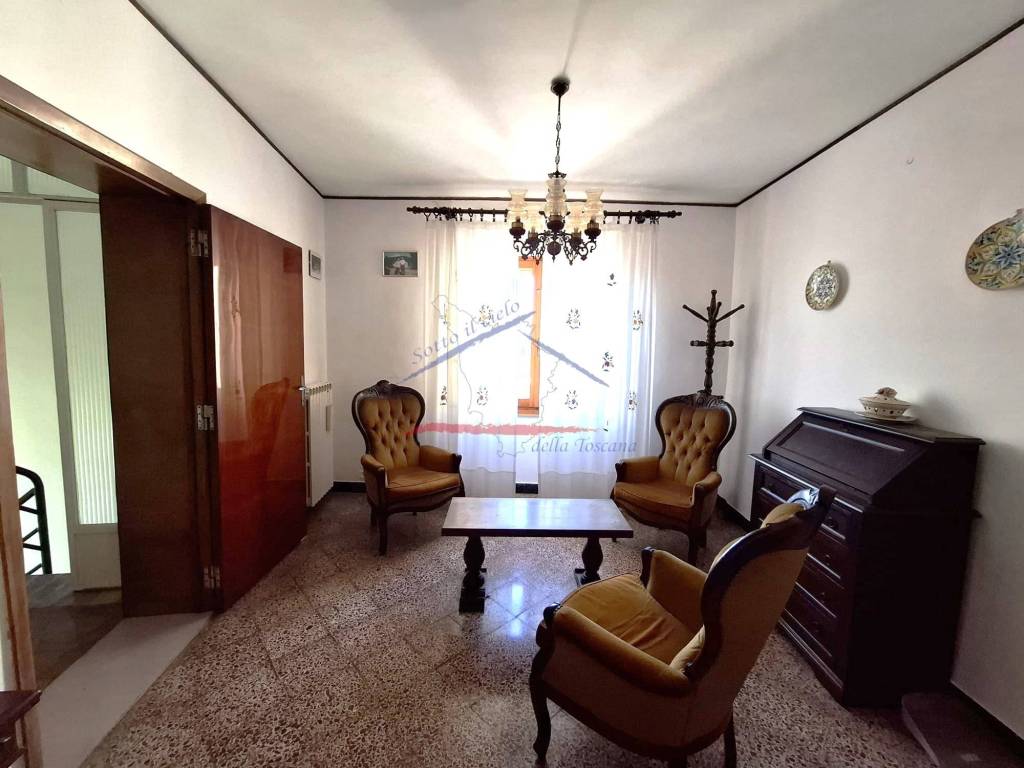 Appartamento a Civitella in val di chiana in Piazza del popolo - Foto 2