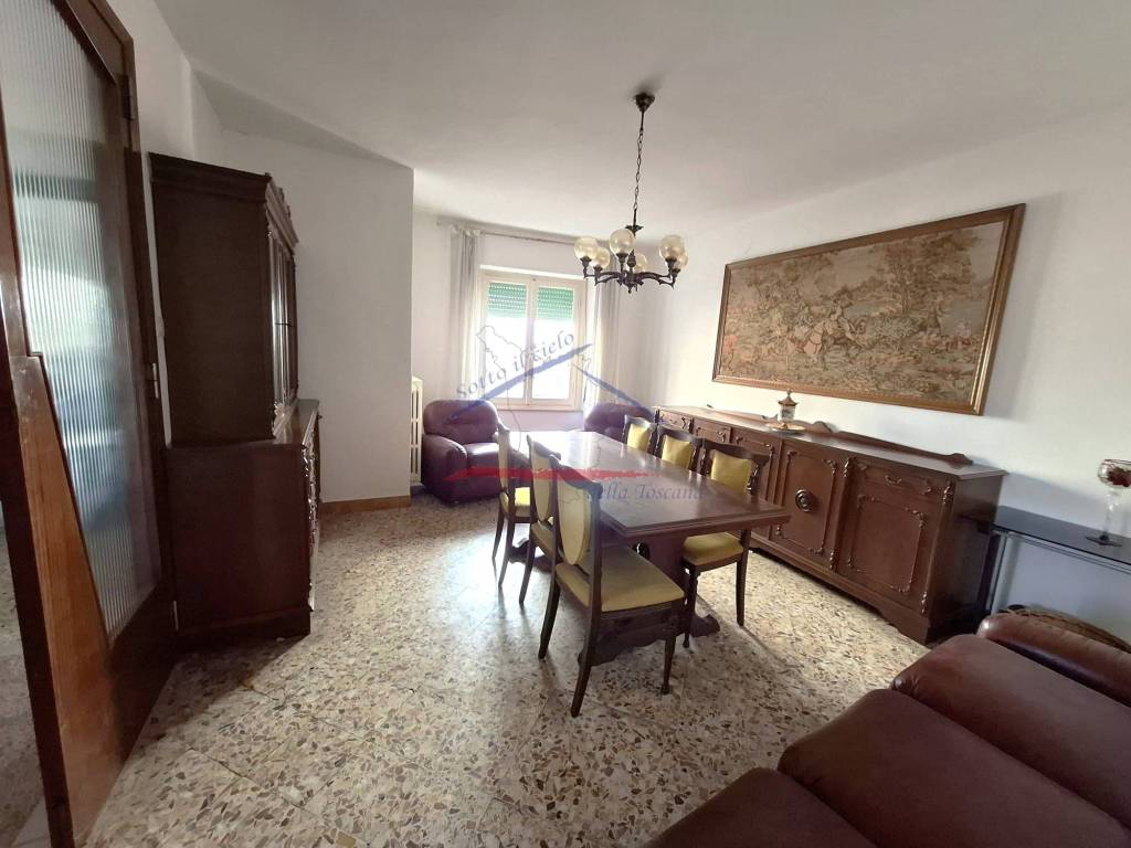 Appartamento a Civitella in val di chiana in Piazza del popolo - Foto 4