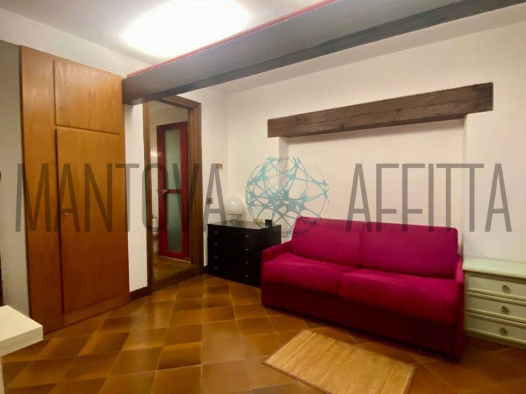 Appartamento a Mantova in Via Filippo Corridoni - Foto 3