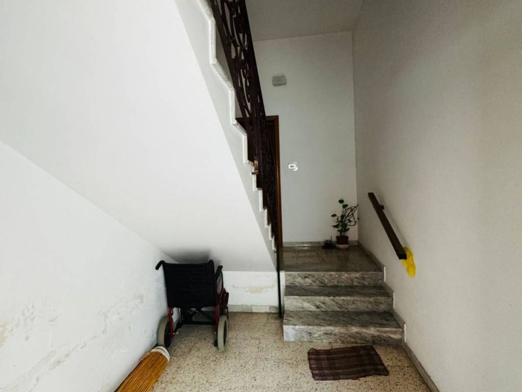 Villa a Lecce in Viale Giuseppe Grassi, 80 - Foto 4