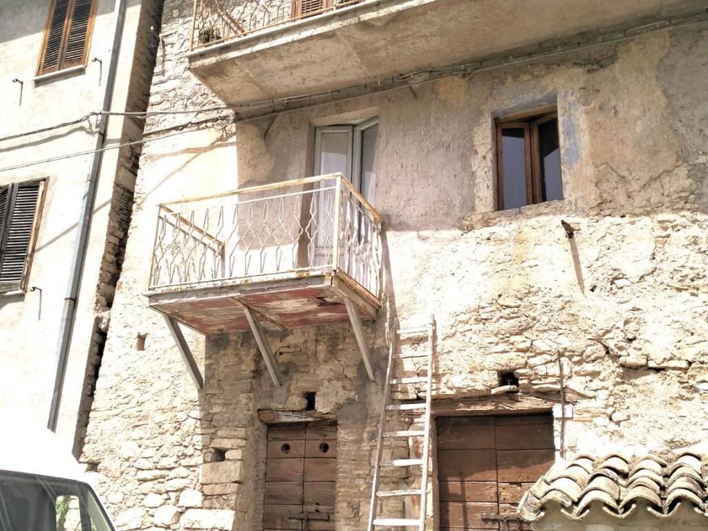 Rustico / casale a Ferentillo in Castellone Basso - Foto 2