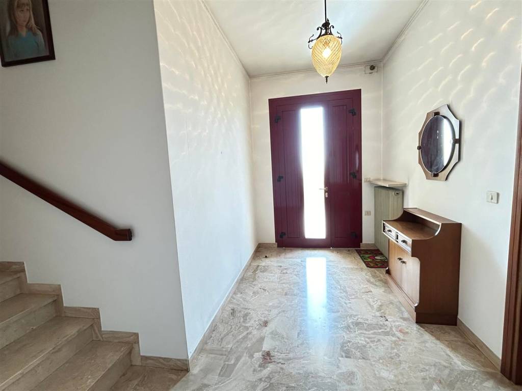 Villa a Castelfranco veneto in Via Postioma di San Floriano - Foto 3
