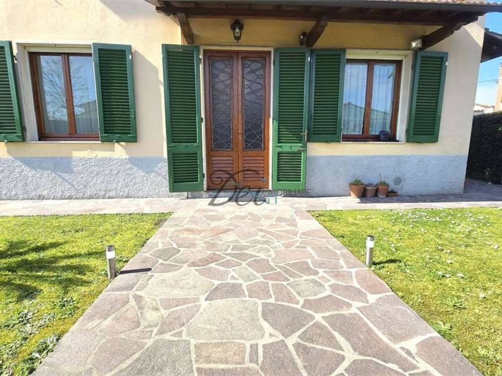 Villa a Capannori in Via delle Pianacce - Foto 2