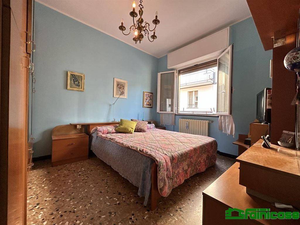 Appartamento a Finale ligure in Via Brunenghi, 123 - Foto 3