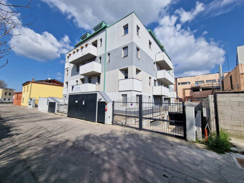 Progetto a Viadana in Via Luigi Cantoni, 9 - Foto 5