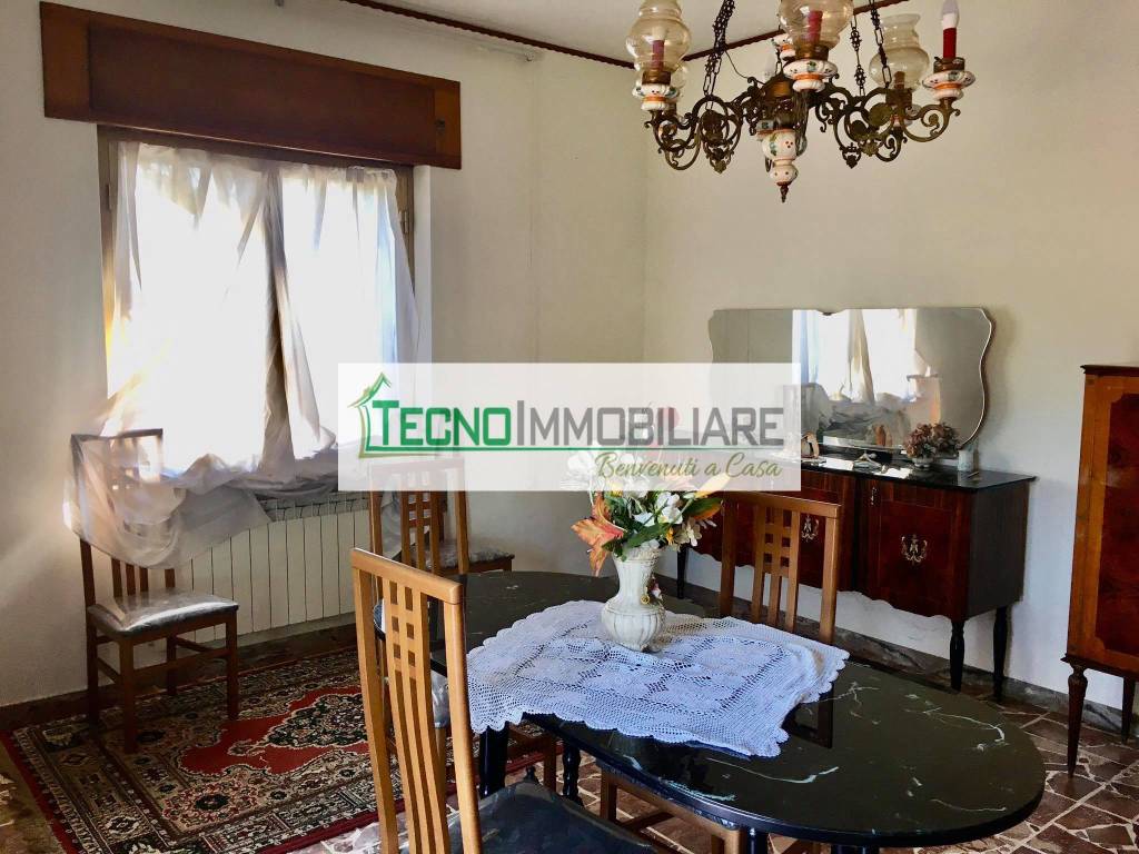 Casa indipendente a Pontecorvo in Strada Vicinale Campo Vincenzo - Foto 4