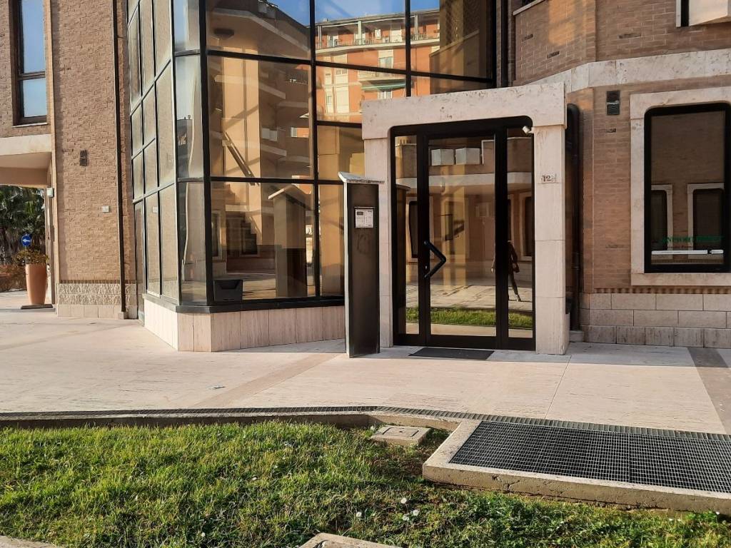 Attico / mansarda a Civitanova marche in Via Martiri delle Foibe, 12 - Foto 2