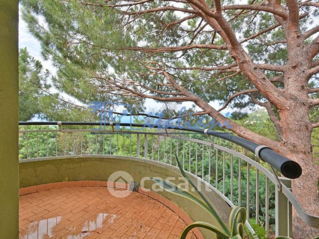 Appartamento a Varazze in Via degli Oleandri - Foto 3