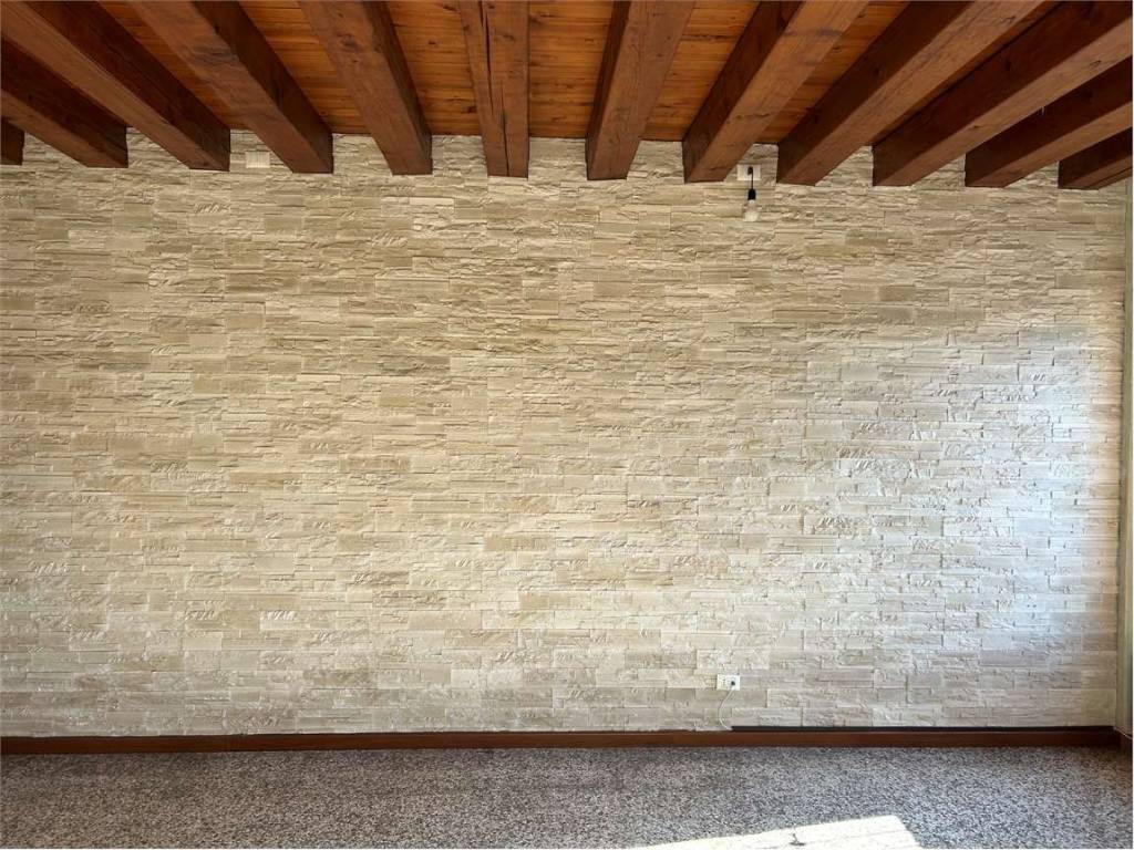 Appartamento a Pieve di soligo in piazza balbi valier, 1 - Foto 2