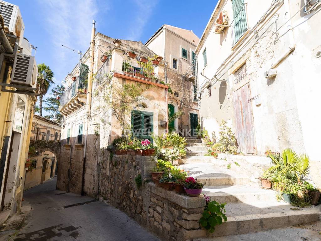 Casa indipendente a Modica in via Calamezzana - Foto 3