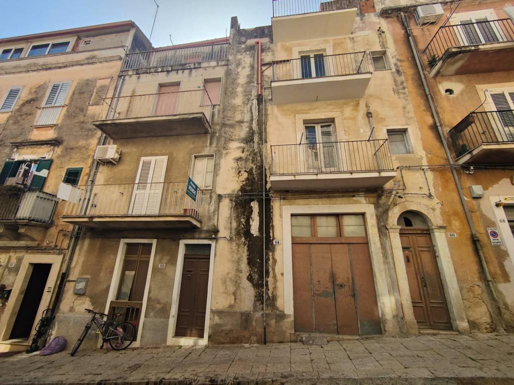 Casa indipendente a Ragusa in Via San Filippo, 62 - Foto 2