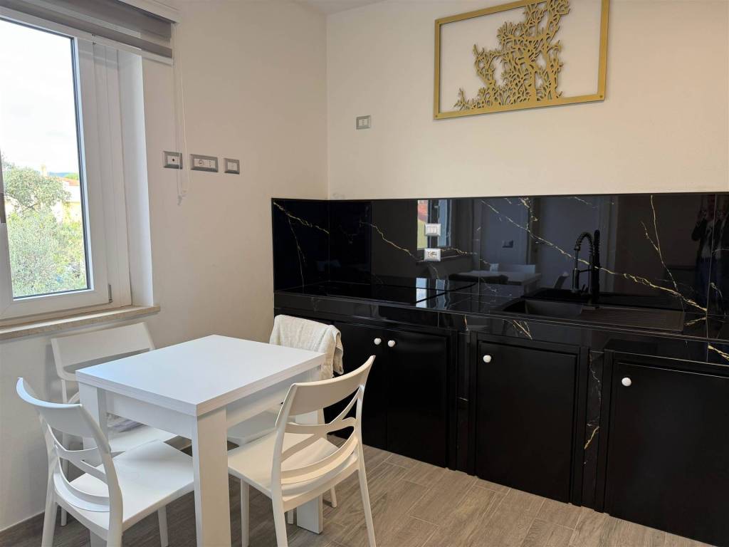 Appartamento a Carbonia in Via Lubiana - Foto 2