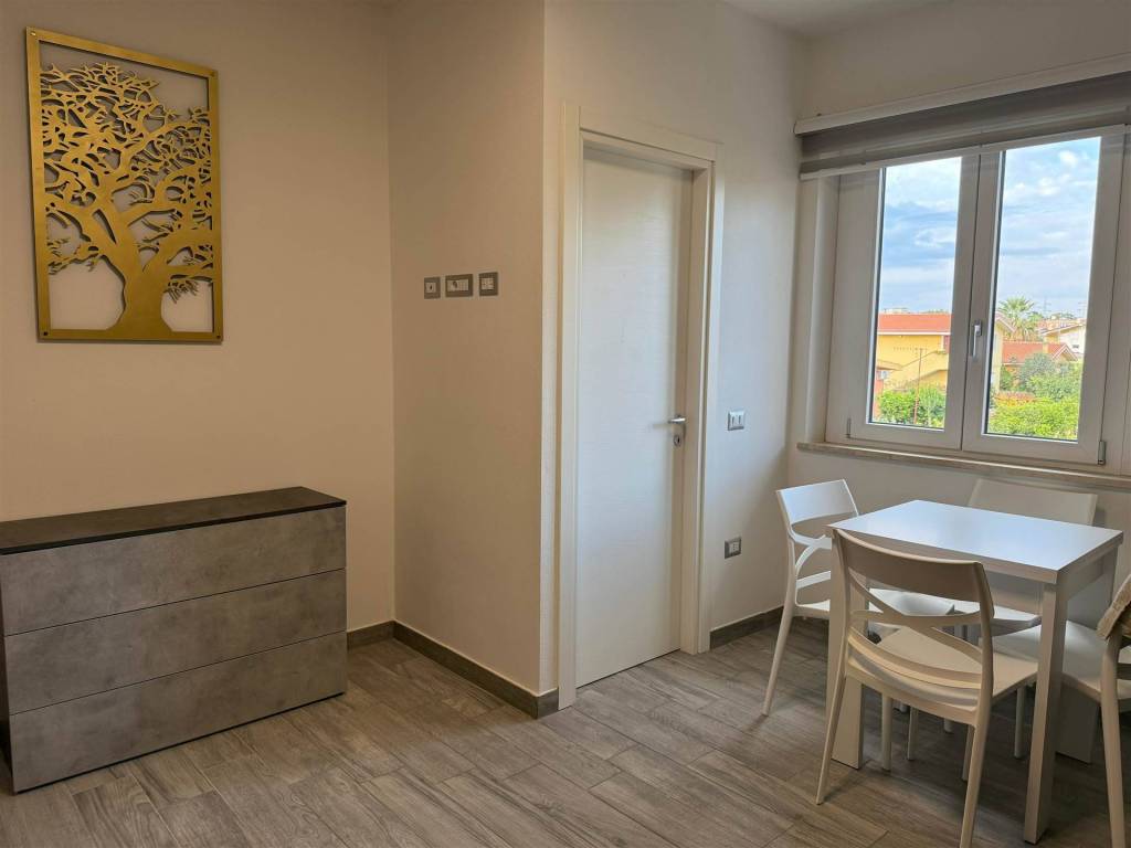 Appartamento a Carbonia in Via Lubiana - Foto 4