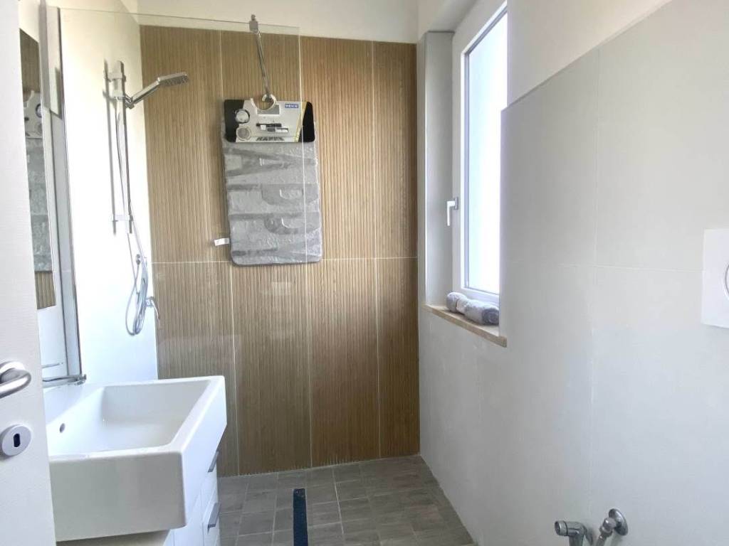 Appartamento a Carbonia in Via Lubiana - Foto 5