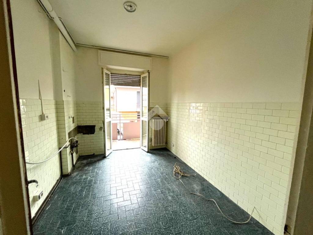 Appartamento a Albizzate in Via Carso, 6 - Foto 5