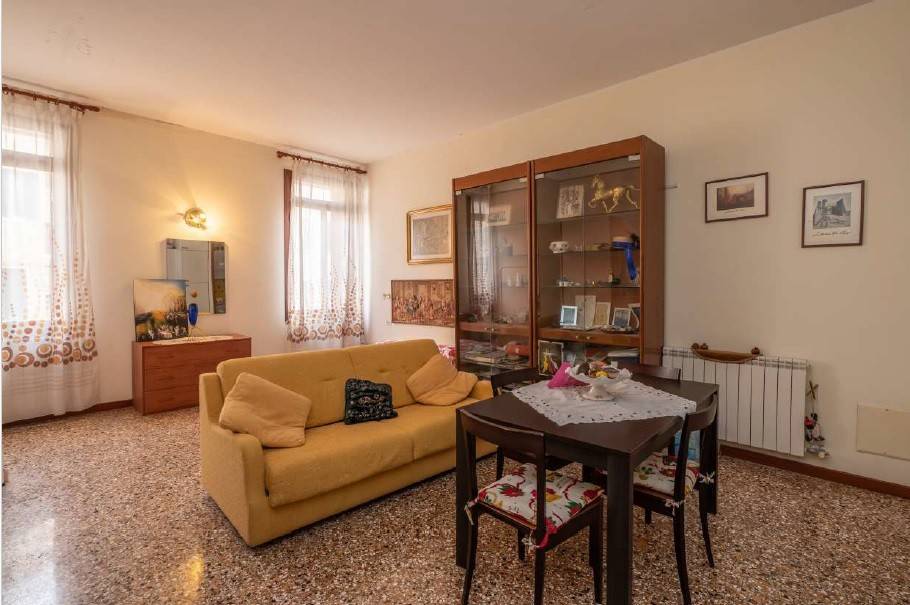 Casa indipendente a Venezia in Campo San Tomà - Foto 2