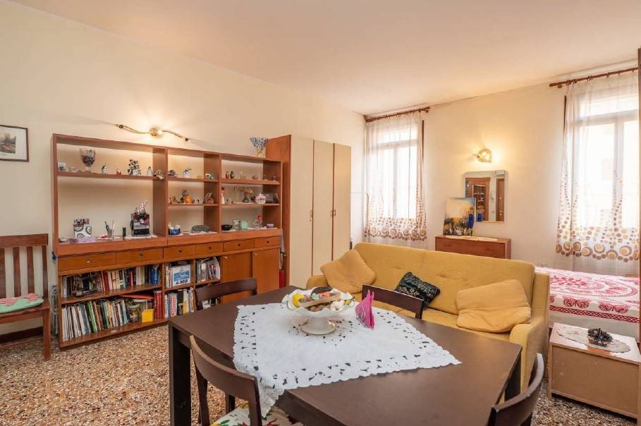 Casa indipendente a Venezia in Campo San Tomà - Foto 3