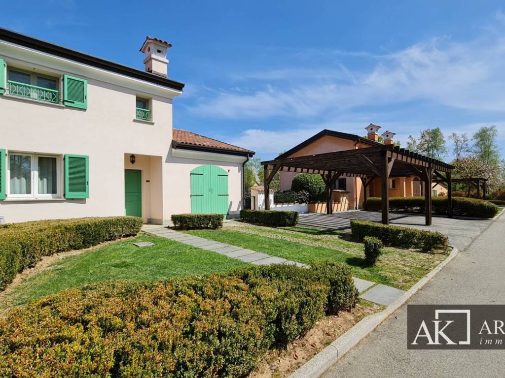 Villa a Bogogno in Via Isidoro, 1 - Foto 2