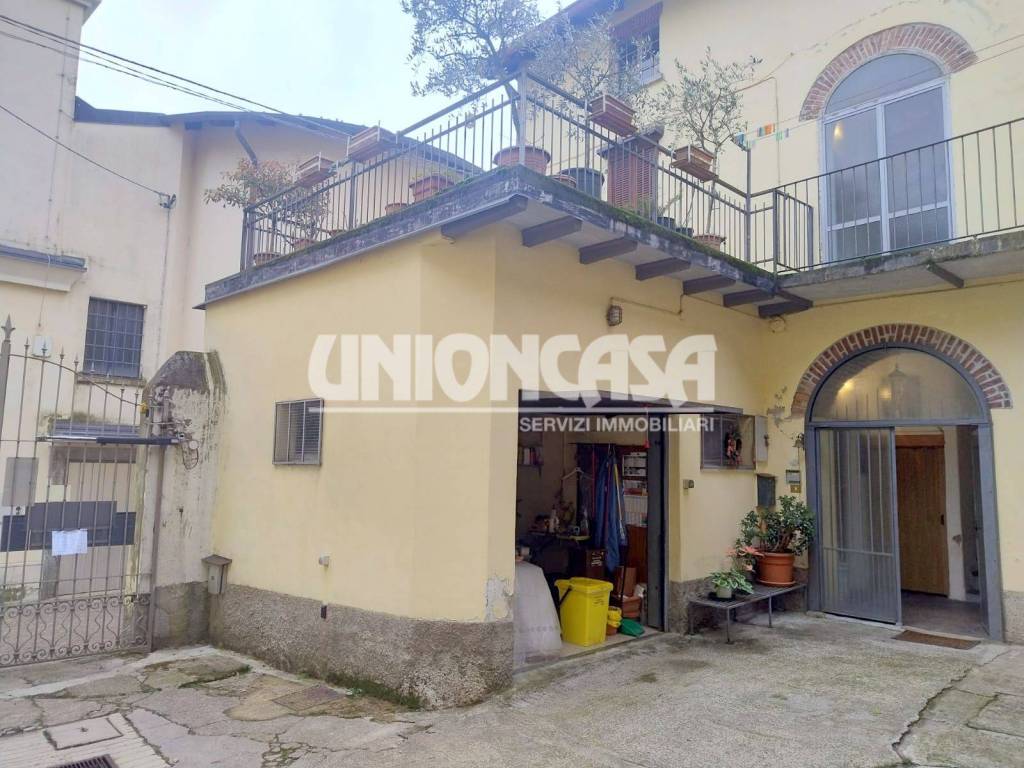 Appartamento a Albiolo - Foto 1