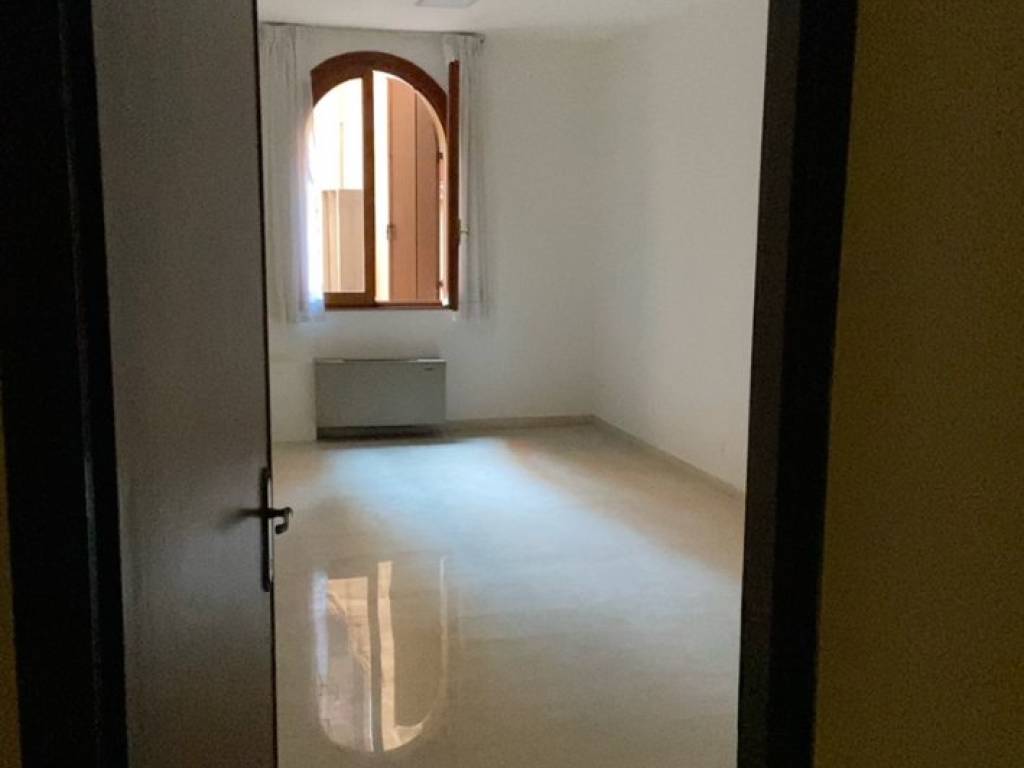 Immobile a Rovigo in Via Cesare Battisti, 7 - Foto 3
