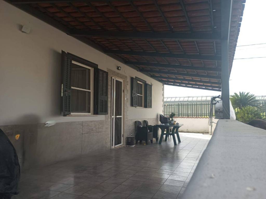 Villa a Minturno in Via Pandolfo Capodiferro - Foto 2