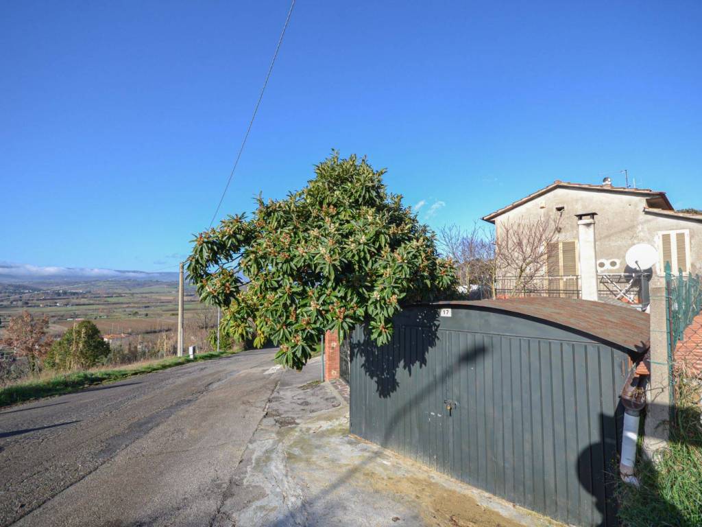 Villa a Fabro in Via Isonzo - Foto 2