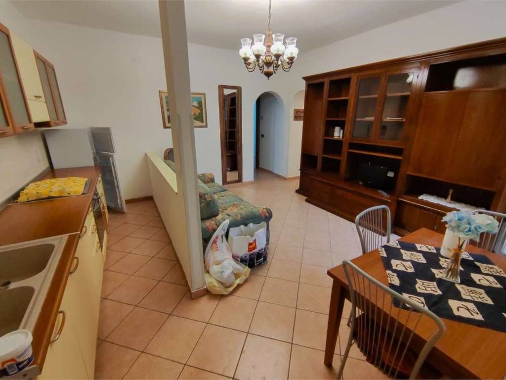 Appartamento a Caronno pertusella in VIA MAZZINI, 98 - Foto 2