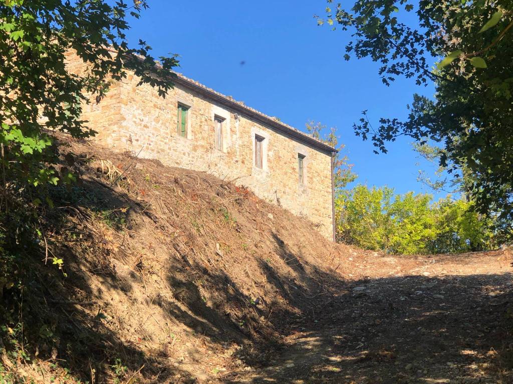 Rustico / casale a Santa vittoria in matenano in Contrada Monteradaldo-Ete - Foto 3