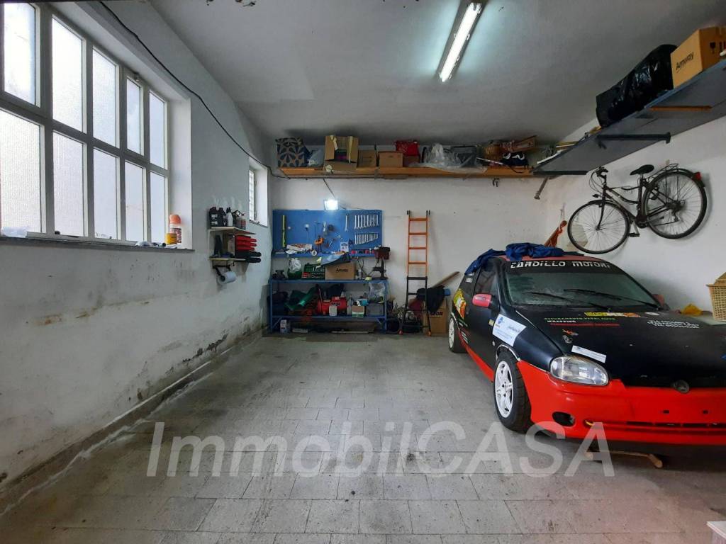 Box / garage a Venetico in Via Giovanni Pascoli - Foto 3