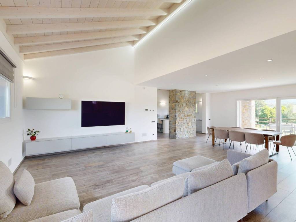Villa a Viggiù in Via delle Fornaci - Foto 2