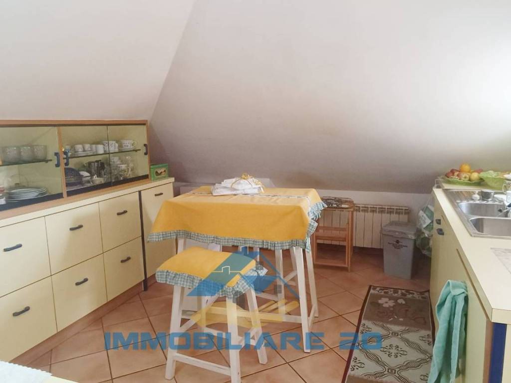 Attico / mansarda a Teramo in Via Don Primo Mazzolari, 76 - Foto 5