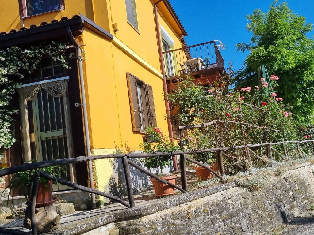 Casa indipendente a Bisenti in Contrada Chioviano Inferiore - Foto 3