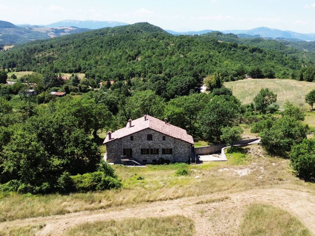 Rustico / casale a Gubbio in SAN MARTINO IN COLLE - Foto 2